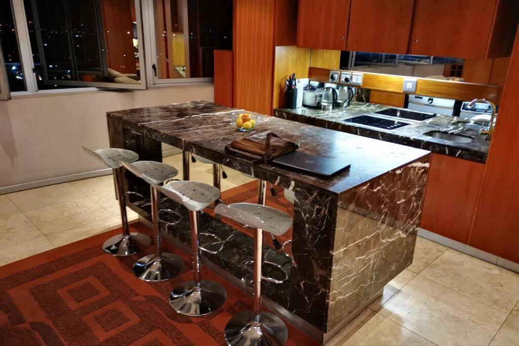 Appartamento 1507-Amazing Views & Unique Joburg Cbd Luxury Johannesburg Esterno foto