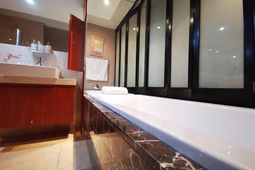 Appartamento 1507-Amazing Views & Unique Joburg Cbd Luxury Johannesburg Esterno foto