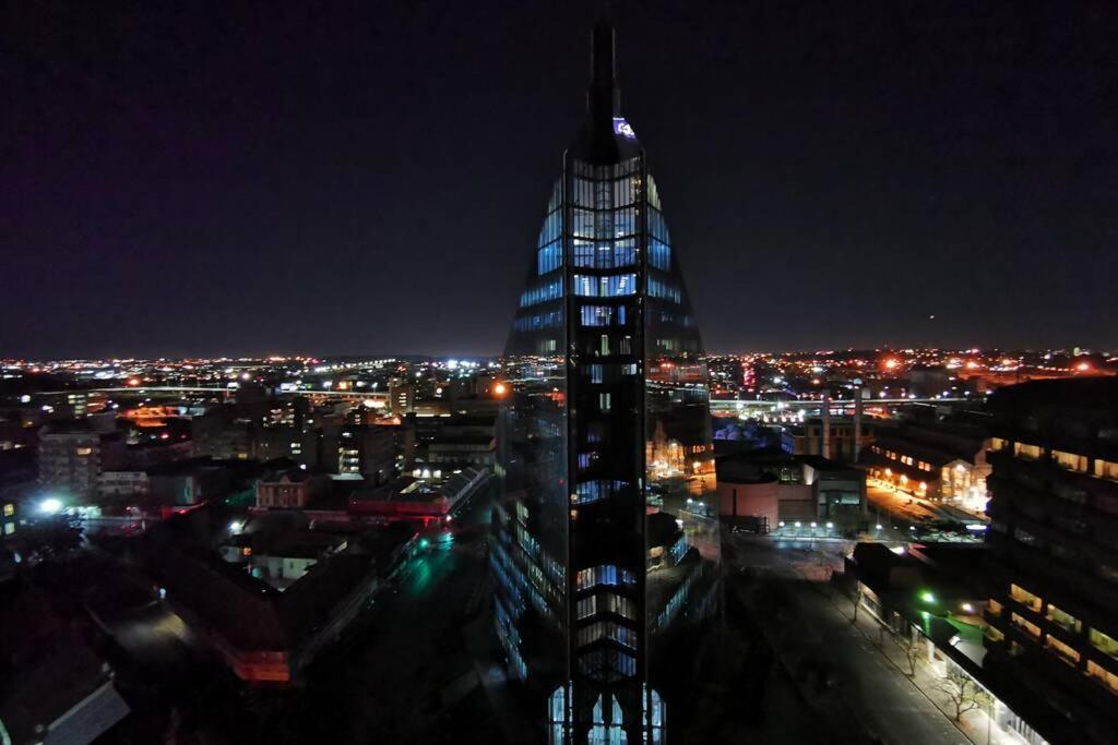 Appartamento 1507-Amazing Views & Unique Joburg Cbd Luxury Johannesburg Esterno foto