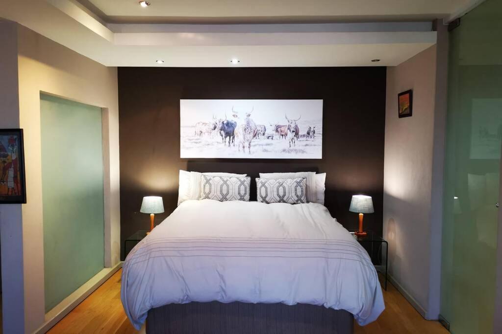 Appartamento 1507-Amazing Views & Unique Joburg Cbd Luxury Johannesburg Esterno foto